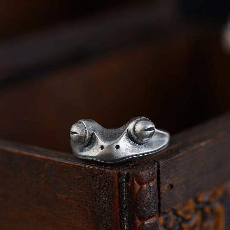 Retro Distressed Frog Ring For – Men Accessories Drawing recenzja i cena